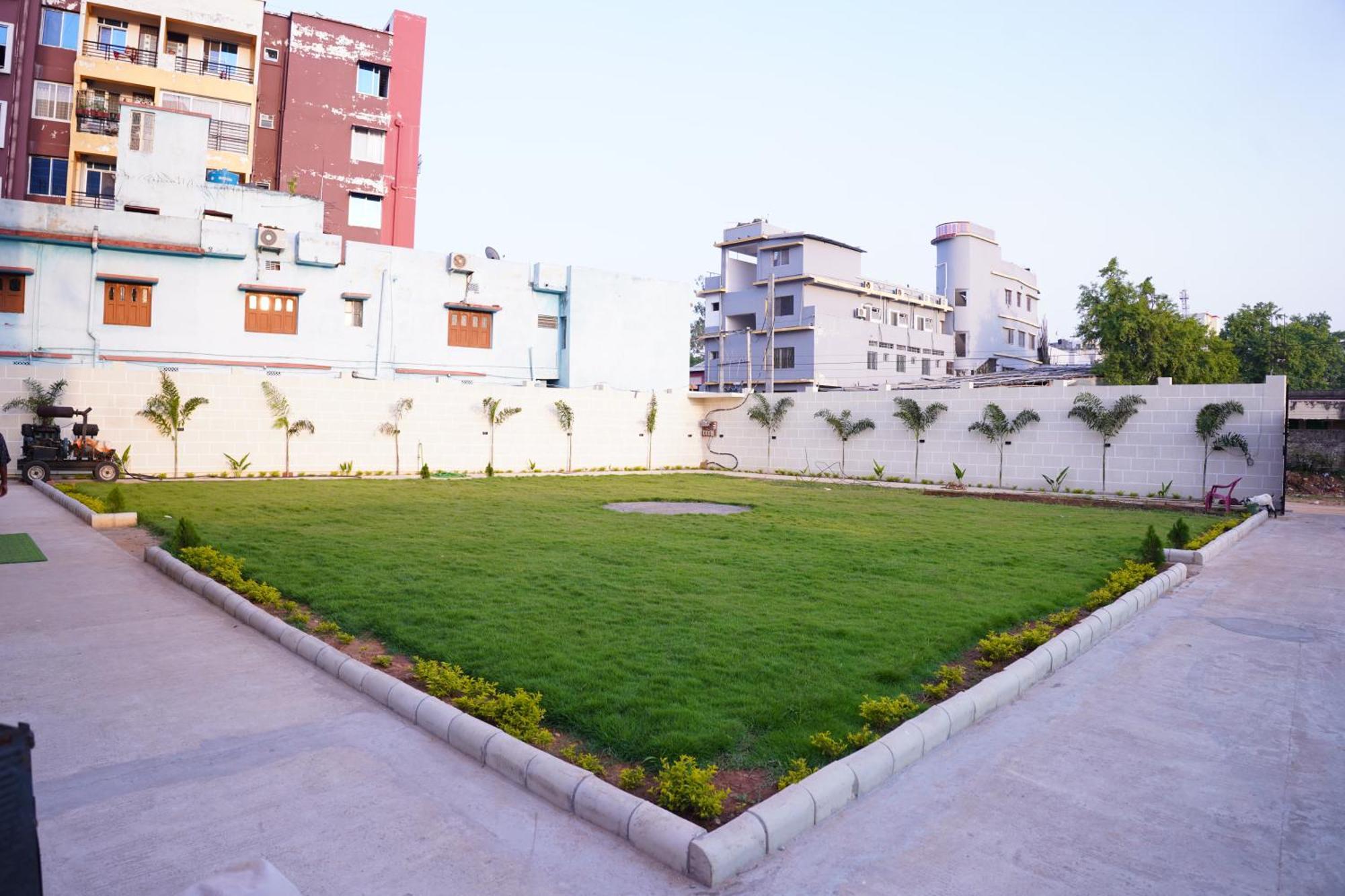 Hotel The Marutinandan Grand Deoghar Exteriér fotografie
